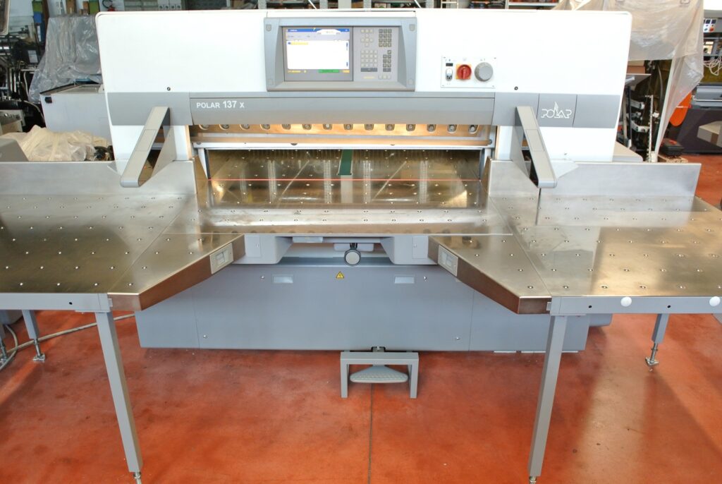 tagliacarte polar 137 x