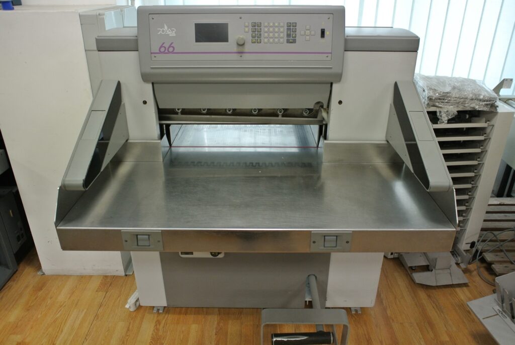 tagliacarte polar 66