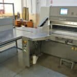 linea-di-taglio-polar-con-tagliacarte-137-e-pareggiatore-ra-4-scarico-tr-130-el_9544