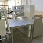 linea-di-taglio-polar-con-tagliacarte-137-e-pareggiatore-ra-4-scarico-tr-130-el_9520
