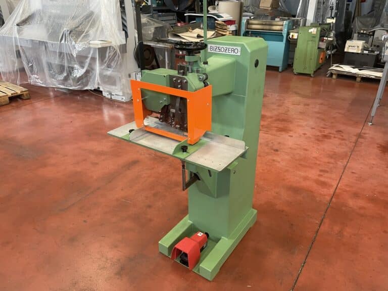 Stitching machine Bizzozero 108 E, new