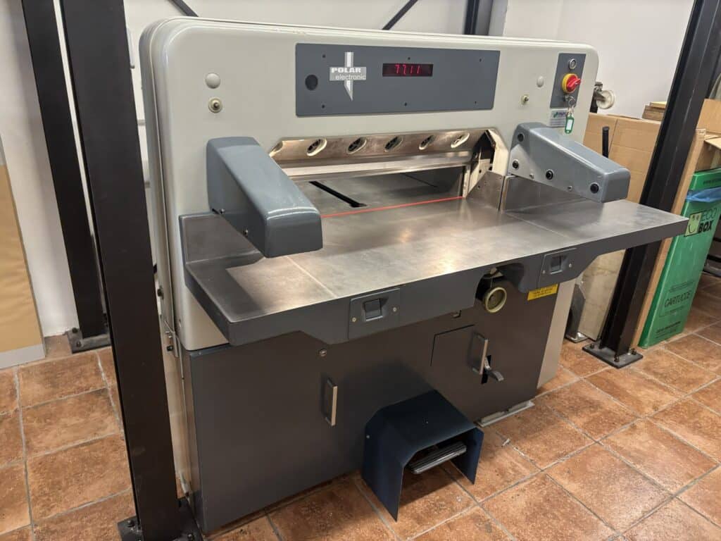 tagliacarte polar 76